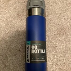 New Stanley Quick Flip Go Water Bottle Blue 24oz